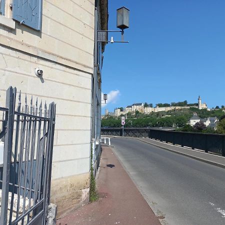 Agreable Maison De Ville Au Coeur De 시농 외부 사진